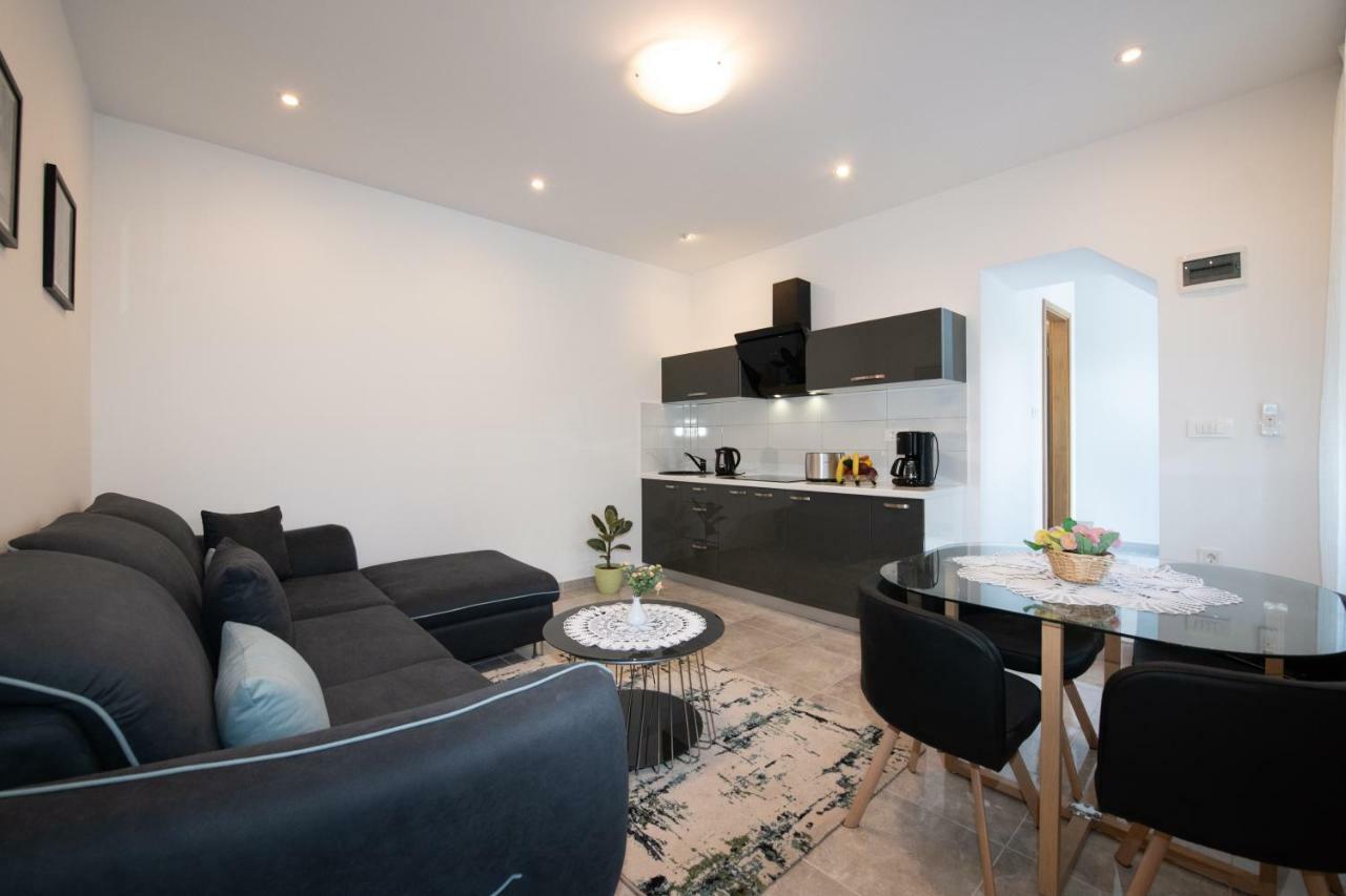 Apartment Emili Opatija Extérieur photo